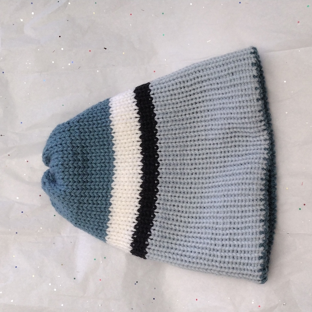 (2 Styles / 1 Price) Unique Reversible Knit Beanie (Item # 109)